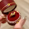 Nuevo Kimono Estilo Chino Anillo de Monedas de Cobre Luz Lujo Vintage Fila Completa de Diamantes Anillo Tesoro Rojo Corindón Rojo Anillo de Serpiente para Mujeres