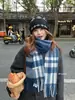Bufanda Cuadros de Mezcla de Lana Rosa Girly de Alta Calidad para Mujer Otoño Invierno Estilo Británico Borlas Calentador de Cuello para Hombre Fabricante