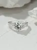Anel Redondo de Quatro Garras em Zircônia Cravejada de Diamantes Europeu e Americano Transfronteiriço Retrô Simples Elegante High-End Peça Única Drop Shipping