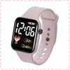 En stock al por mayor comercio exterior nuevo reloj LED YI love estudiante deportes reloj electrónico Reloj LED cuadrado de moda