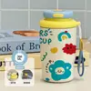 Nova caneca térmica e que mantém o frio, design de maçã arco-íris com ponto vermelho, um presente para meninas, portátil para uso ao ar livre, caneca de café estilosa para estudantes