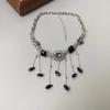 Novo colar chocker com borla preta, design de nicho de luxo leve e distinto, acessórios para colar com pingente de alta qualidade para mulheres