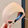 Diadema Melard pequeña estilo Chanel de copa alta para mujer, diadema elegante retro para uso diario que hace que la cara se vea más pequeña, accesorio para el cabello