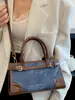 Nova Bolsa de Mão para o Outono de 2026, Bolsa de Ombro Estilosa e Chique, Bolsa Quadrada Pequena Minimalista Retro de Alto Valor