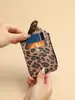 Porta-Cartões de Couro PU Estampado de Leopardo Transfronteiriço com Múltiplos Slots para Cartões Porta-Cartões Compacto com Zíper Porta-Moedas Porta-Cartões Portátil Pingente de Chave Bolsa para Cosméticos
