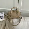 Bolsa Boston de Design Exclusivo para Mulheres 2026 Novo Modelo Bolsa de Mão de Luxo Leve Bolsa de Ombro Transversal Estilo Coreano Casual