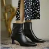 Botines de algodón estilo noreste, botines cortos para mujer, botines ajustados, tacones de aguja de punta fina, tacones altos estilo francés, forrados de felpa para abrigar, zapatos de mujer para otoño e invierno, botas de nieve