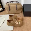 Estilo Lindo Birkenstocks de Gamuza para Mujer 2026 Otoño Nueva Llegada Velcro Slip-on Decoración de Flor Mocasines Casuales
