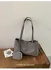 Bolso de Mano Retro de Gamuza Bolsa de Gran Capacidad para Mujer 2026 Nuevo Otoño para Viajar al Trabajo Bolso Grande de un Solo Hombro de Gama Alta