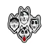Broche de Liga com Padrão de Husky Fofo de Desenho Animado Distintivo de Animal em Contraste Preto e Branco Acessório de Pino para Casaco Mochila