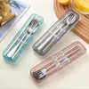 Acero Inoxidable Portátil Vajilla Palillos Tenedor Cuchara Estudiante Fiesta Oficinista Juego de Tres Piezas Regalo para Adultos Juego de Vajilla