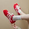 Aumento de altura de 7 cm ~ em estoque Desun Sapatos femininos 2025 Primavera Nicho Moda Flat Retro Vermelho Forrest Gump Sapatos casuais