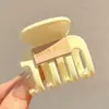 Pinza de Garra Pequeña con Strass de Estrella de Cinco Puntas en Forma de Corazón para Mujer, Pinza de Garra Exquisita de Gama Alta para Medio Cabello, Accesorio para el Cabello Tipo Pinza de Tiburón