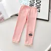 Leggings de Algodão Aveludado para Meninas Calças de Outono e Inverno para Crianças Calças Grossas de Veludo Peça Única para Bebês e Crianças