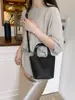 Bolso de Mano Tipo Cubo de Piel Sintética Suave Estilo Coreano de Nicho para Mujer 2025 Verano Nuevo Bolso de Hombro Cruzado Casual