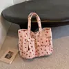 Bolsa tote macia fufu textura de veludo cotelê cereja macia glutinosa curativa estilo coreano atmosfera jovial bolsa de ombro para compras na rua