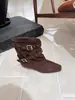 Botines retro de estilo coreano para mujer, de punta cuadrada, pierna ancha bootcut, colección otoño 2026, suela blanda, que aumentan la altura, con hebilla de cinturón, botas de moda estilo western
