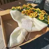 Manta hecha a mano personalizada con ramo de rosas tejida a máquina manta terminada regalo de vacaciones de boda para niñas regalo de lirio del valle