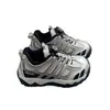 Zapatos Deportivos para Niñas 2026 Primavera/Otoño Nuevos Zapatos de Exterior con Cierre de Perilla para Niños Malla Transpirable Zapatos de Correr para Estudiantes Campus
