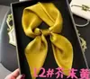 Pañuelo cuadrado de satén de seda sintética de color liso de 70 cm para mujer, primavera y otoño, elegante y simple, bufanda de cuello versátil, pañuelo para la cabeza decorativo