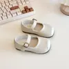 Zapatos de Cuero para Bebé Niña con Boca Baja y Suela Suave, Nuevo Estilo Primavera y Otoño 2025, Zapatos Individuales Estilo Británico para Niñas, Zapatos para Niños