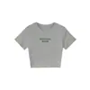 Top de Verano Nuevo Estilo Negro de Cuello Redondo y Manga Corta Ajustado para Mujer con Diseño Simple de Letras para un Look Moderno