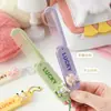 Peine Plegable Mini Lindo de Dibujos Animados, Compacto y Portátil, Peine Pequeño para Niñas, Peine Alisador de Flequillo, Peine para Cuidado del Cabello de Viaje y Hogar