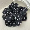 Scrunchie de Tecido Sedoso Preto e Branco com Bolinhas de Alto Padrão Estilo Coreano Versátil Elástico de Cabelo Corda para Rabo de Cavalo Flor de Cabelo