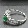 Anel Feminino Moda Yang Verde Água Hidratante e Delicado Jadeíta Birmanesa Natural Grau A Diversidade 9109