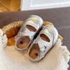 Sapatos Mary Jane de Couro para Meninas 2026 Nova Coleção Primavera/Outono Sapatilhas Estilo Princesa para Meninas Sola Macia Versátil Estilo Britânico Retrô Sapatos de Couro