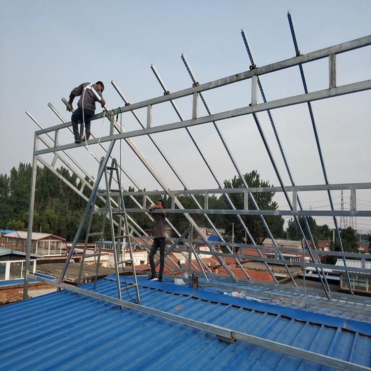 19552024707_668257854