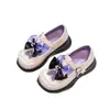 Zapatos de princesa para niñas, colección de otoño, zapatos de piel para niños con suela blanda, zapatos de actuación, con lazo, negros, modernos y antideslizantes