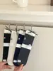 Meias de Lã para Mulheres, Meias de Cano Médio Hidratantes para Outono e Inverno, Meias Coreanas Quentes com Bordado Floral de Agulha Dupla, Meias Felpudas, Prontas para Venda