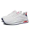 Tenis de malla para hombre, diseño nuevo, moderno y elegante, versátiles para estudiantes, transpirables y adecuados para uso casual y para ir al trabajo.