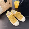 Tênis de Tecido de Nicho com Estampa de Estrelas para Mulheres, Novo Estilo Primavera/Verão 2026, Respirável, Plano, com Cadarço, Casual, Vintage, Sapatos Brancos