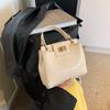 Bolso con Patrón de Piedra 2025 Nueva Moda Bolso de Nicho Bolso de Mano Versátil Elegante Bolso Cruzado de Color Sólido Bolso Cuadrado Pequeño