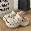 Sapatos de buraco com sola grossa para mulheres, calçados externos 2024, novos sapatos femininos com strass e sola grossa, sapatos de buraco de alta qualidade para praia