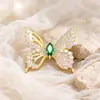 Dongdaemun - Elegante broche de mariposa de alta gama para mujer, 2024, nuevo diseño de nicho, accesorios de ramillete