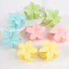 Presilha de Cabelo Flor de Frangipani Mais Vendida, Presilha de Garra para Cabelo, Presilha Tubarão, Tamanho Grande para Cabelos Grossos, Acessórios Populares, Joias Yiwu