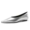Sapatos femininos de salto único, novo estilo primavera 2026, salto médio, salto grosso, bico quadrado, corte baixo, scarpin retrô French brisa de verão, confortáveis para os pés