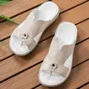 Superventas de Amazon Transfronterizo para Hombre Verano Transpirables Antideslizantes Suela Suave Uso Exterior Playa Doble Uso Chanclas 1115
