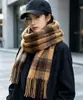 Bufanda Cuadrada de Color Sólido Estilo Coreano Versátil de Falso Mohair para Mujer, Calentador de Cuello Grueso de Invierno Atmosférico para Estudiantes