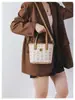 Bolsa Feminina 2026 Novo Estilo Bolsa de Ombro Único Transversal Elegante Estampada Fofa Pequena Quadrada Bolsa Saco Estilo Coreano Cesta de Mercado