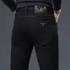 Calça jeans azul de alta qualidade da marca italiana da moda para homens, nova para outono e inverno, corte slim, elástica, com forro de fleece, grossa, moda
