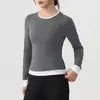 2025 Novo Roupa de Yoga Feminina Falsa Duas Peças Cor Contrastante Manga Longa Camiseta Esportiva Solta Camisa Base Top