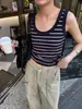 KITTIN Otoño Temprano Estilo Minimalista Clásico Rayas Versátil Holgado Adelgazante Suéter Cuello Redondo Chaleco Básico Ropa para Mujer K1088