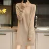 Vestido Feminino Outono e Inverno Novo Gola Meia-Alta Camada Base de Tricô Gola Média Suéter Solto de Comprimento Médio Tamanho Plus Vestido de Tricô