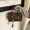 Bolso Boston de Mano Mate Otoño/Invierno para Mujer 2026 Nuevo Elegante Retro Bolso de Hombro Único Bolso Cruzado de Viaje de Alta Gama