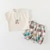 Conjunto de Dos Piezas para Bebé 2026 Verano Nuevo Ropa para Niños Patrón de Elefante Espolvoreado Shorts de Cuadros Estilo Bosque