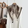 Pañuelo Cuadrado Vintage con Borlas Estampado Paisley Pañuelo para el Cuello con Colgante Estampado de Lunares y Anacardos Pañuelo de Seda con Flecos para Mujer Imitación de Algodón y Lino